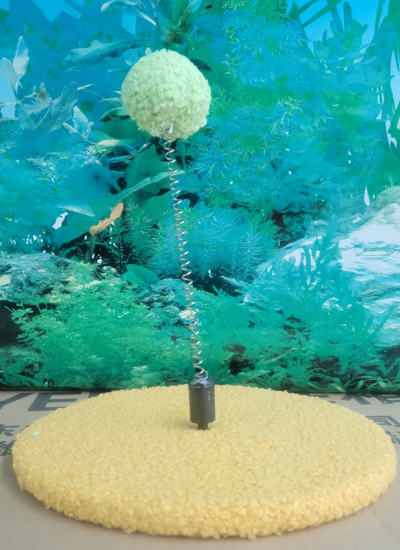 CAT SCRATCHER TOY